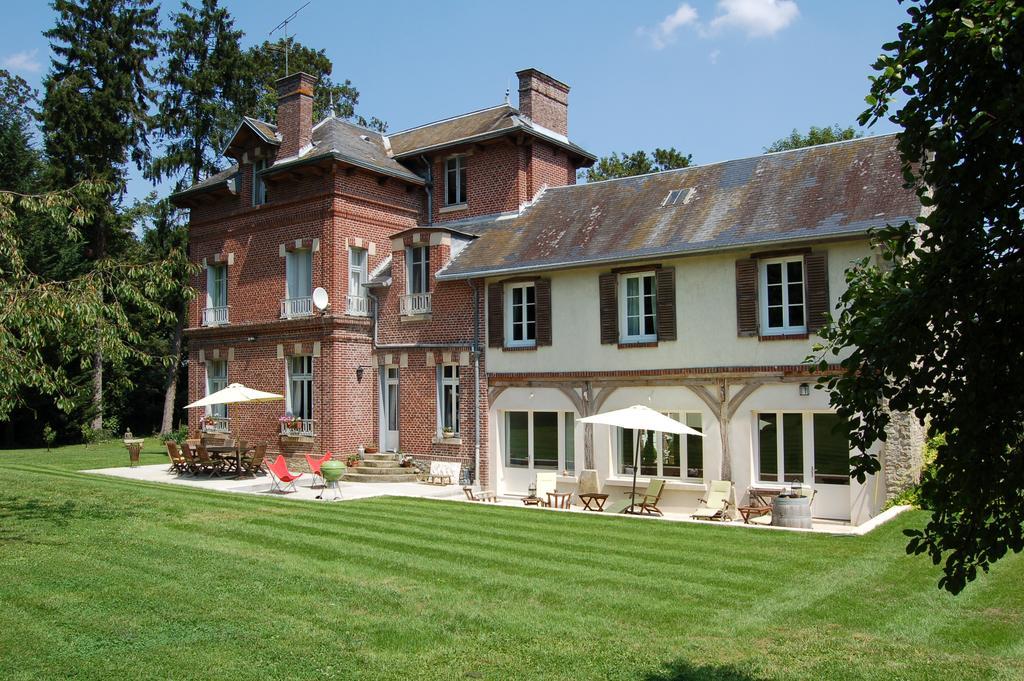 Le Manoir Du Menillet Bed and Breakfast Bornel Εξωτερικό φωτογραφία